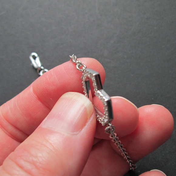 💟 Juicy Couture Pixel Open Heart Chain Bracelet - Picture 11 of 11